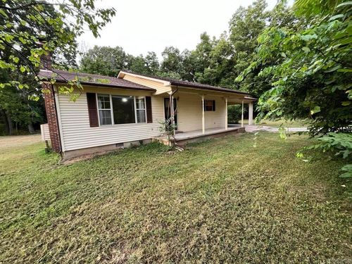 75 Moore Ave, Batesville, AR, 72501-9410 | Card Image