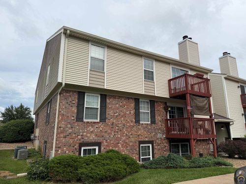 apt-201-2925 Sw Maupin Ln, Topeka, KS, 66614-4160 | Card Image
