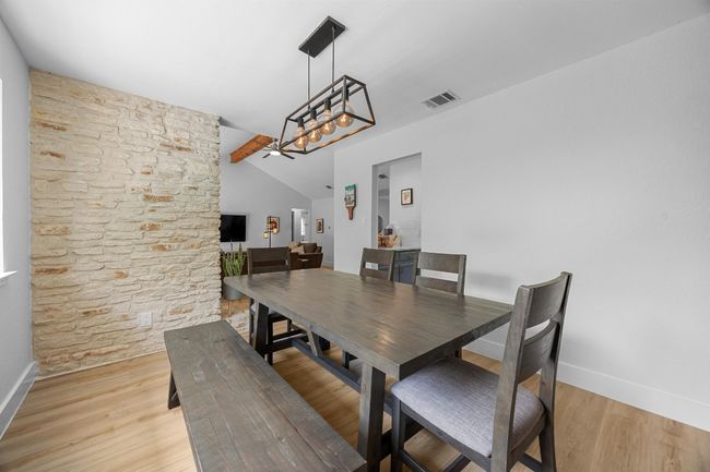 12001 Bittern Holw, House other with 4 bedrooms, 2 bathrooms and 2 parking in Austin TX | Image 12