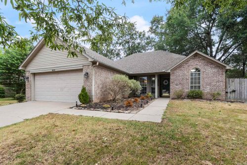 4640 Oregon Trl, Conway, AR, 72034-3378 | Card Image