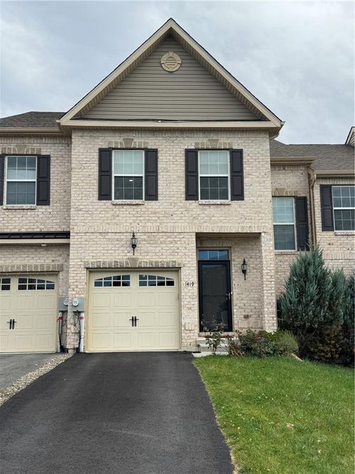1419 Caspian Street, South Whitehall Twp, PA, 18104 | Card Image
