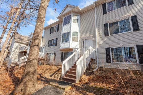 329-329 W Whispering Oaks Ln, Round Lake, IL, 60073-5006 | Card Image