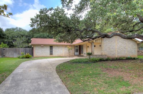 4814 La Salida St, San Antonio, TX, 78233-6338 | Card Image
