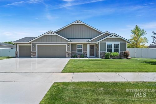 201 Homesteaders St, Middleton, ID, 83644-4911 | Card Image