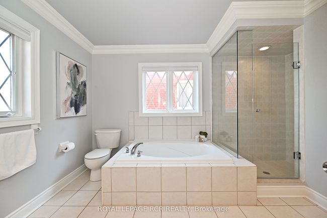 9 Deerhorn Cres, House other with 4 bedrooms, 3 bathrooms and 6 parking in Aurora ON | Image 31