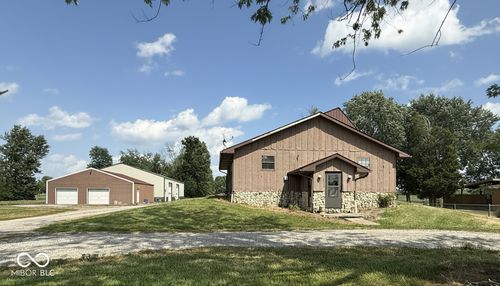8467 S County Road 825 E, Plainfield, IN, 46168-9135 | Card Image