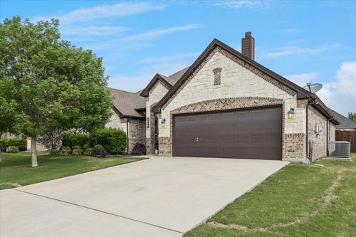 124 Camouflage Cir, Willow Park, TX, 76008-1106 | Card Image
