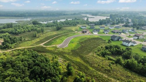 7975 Hunter Lake Dr, Clear Lake, MN, 55319 | Card Image