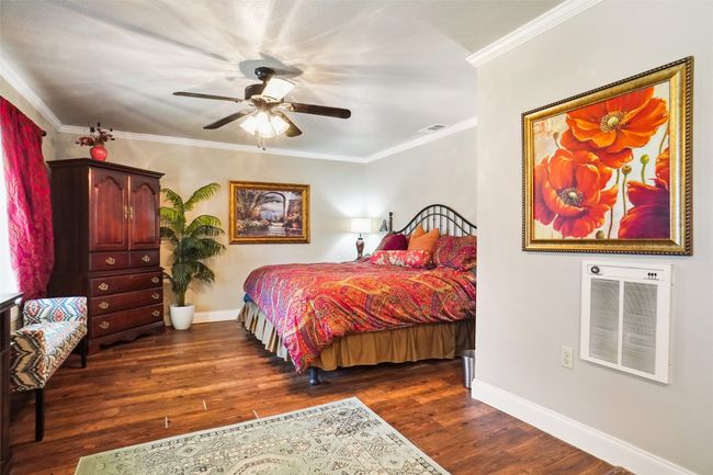 1860 Old Base Rd, House other with 3 bedrooms, 4 bathrooms and null parking in Aurora TX | Image 12