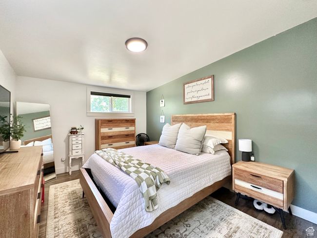 Beautiful bedroom. | Image 11