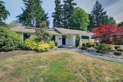 8846 Se 59th Street, Mercer Island, WA, 98040 | Card Image
