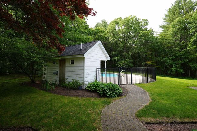 106 Jenkins Rd, House other with 4 bedrooms, 3 bathrooms and null parking in Bedford NH | Image 7