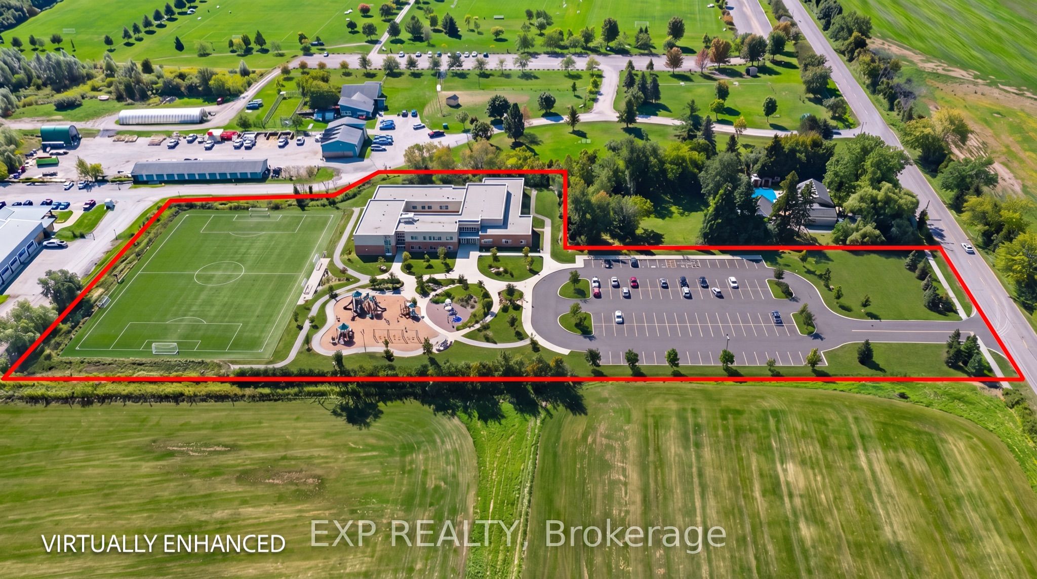 Residential in Georgina 4