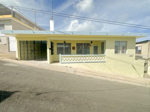 272 Calle Buena Vis, Vieques, PR, 00765-3126 | Card Image