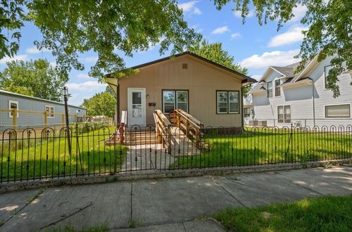 506 3rd Ave, Belle Fourche, SD, 57717-1206 | Card Image