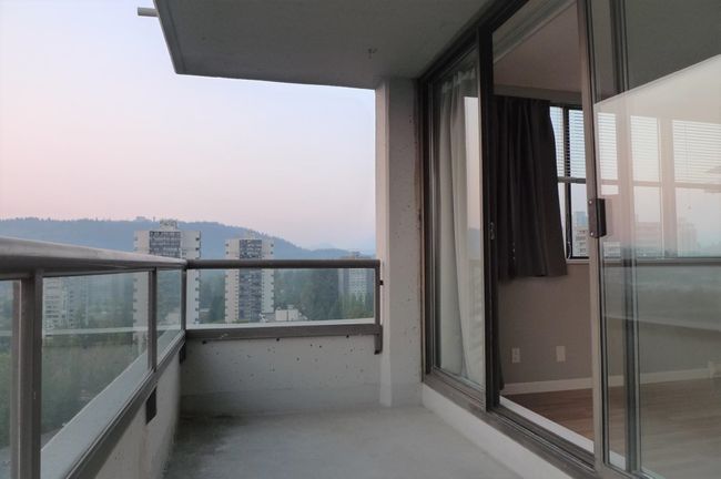 2003 - 3980 Carrigan Court, Condo with 2 bedrooms, 0 bathrooms and 1 parking in Burnaby BC | Image 17