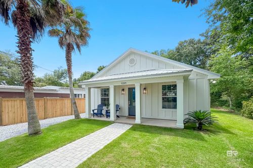 5395 E Perdido Ave, Orange Beach, AL, 36561-4104 | Card Image