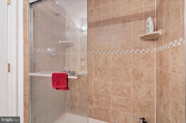 6055 Forrest Hollow Ln, Townhouse with 3 bedrooms, 3 bathrooms and null parking in SPRINGFIELD VA | Image 21