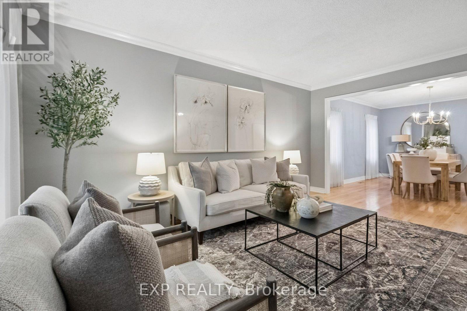 Residential in Oakville (CP College Park) 3