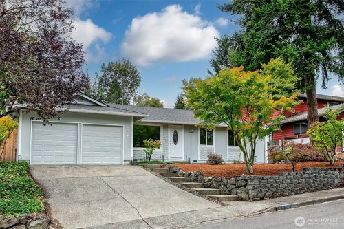 2022 Aberdeen Pl Se, Renton, WA, 98055-4530 | Card Image