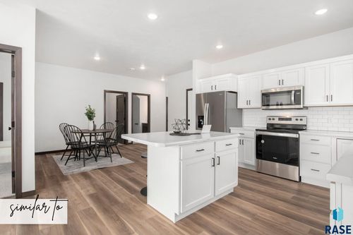 5723 E Marley Pl Pl Place, Sioux Falls, SD, 57108 | Card Image