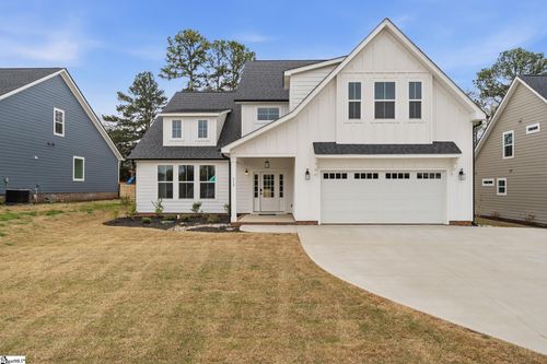 319 Summerall Dr, Anderson, SC, 29621-3697 | Card Image