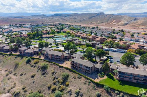 s-7-860 S Village Rd, St. George, UT, 84770-6847 | Card Image