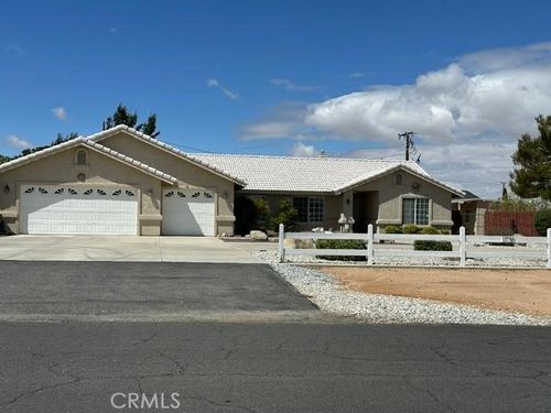 13784 Cronese Rd, Apple Valley, CA, 92307 | Card Image