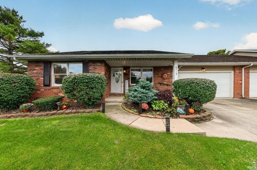4713 Rivers Edge Dr, Mishawaka, IN, 46544-4168 | Card Image