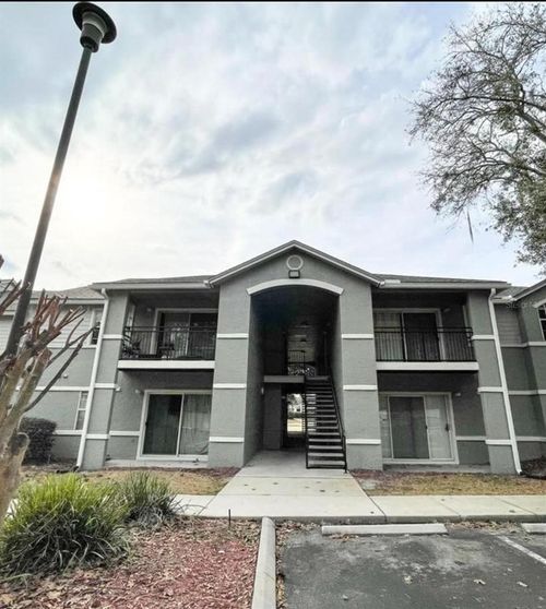 224-3705 27th St, GAINESVILLE, FL, 32608-7016 | Card Image