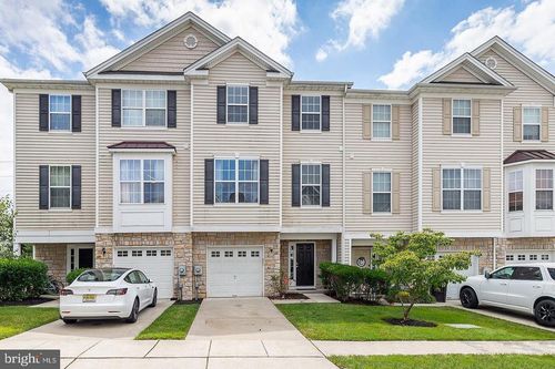 127 Acorn Dr, MOUNT ROYAL, NJ, 08061-1101 | Card Image