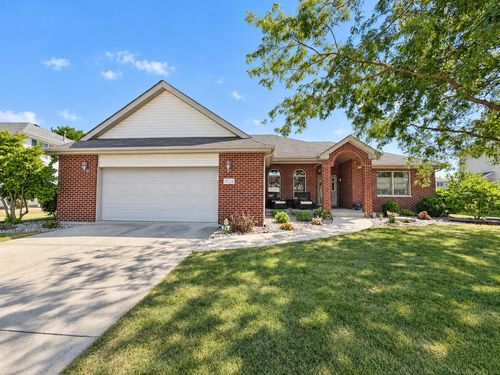 1024 Southcreek Dr, Manteno, IL, 60950-3779 | Card Image