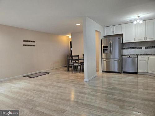 607 Lindsey Ct, Evesham, NJ, 08053-2054 | Card Image