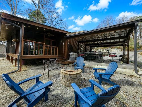 15 County Road 327, Iuka, MS, 38852-7550 | Card Image