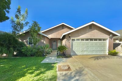 486 E Front Street, House other with 4 bedrooms, 2 bathrooms and null parking in Farmersville CA | Image 1