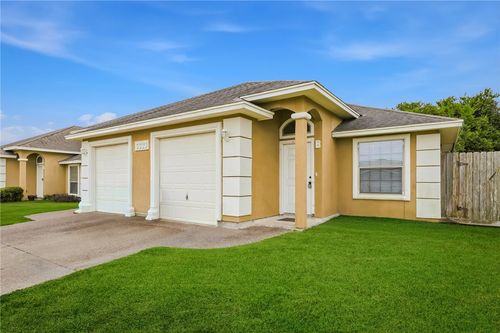 b-6633 Rhine Dr, Corpus Christi, TX, 78412-4840 | Card Image