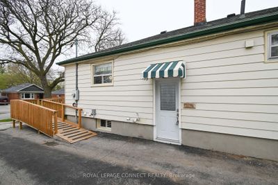 219 Greenwood Ave, House other with 3 bedrooms, 2 bathrooms and 3 parking in Oshawa ON | Image 2