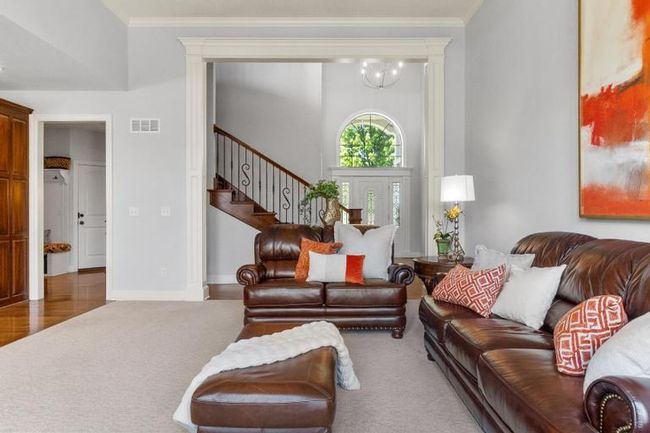8127 Lone Elm Rd, House other with 5 bedrooms, 5 bathrooms and null parking in Lenexa KS | Image 8