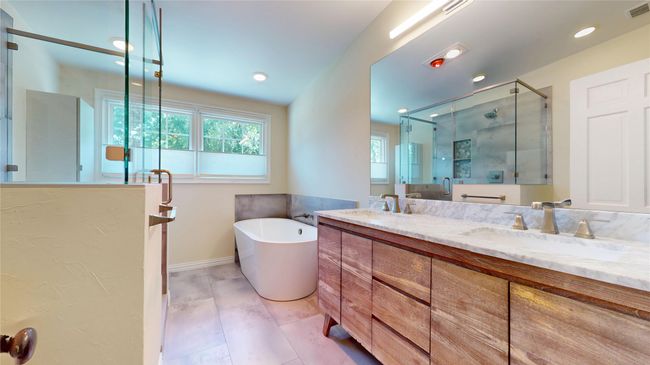 7218 S Janmar Dr, House other with 4 bedrooms, 3 bathrooms and null parking in Dallas TX | Image 20