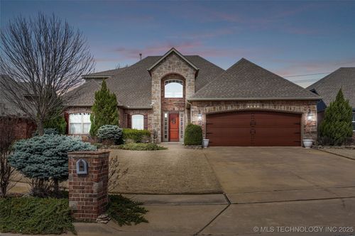 1204 W Fargo Ln, Broken Arrow, OK, 74012-0880 | Card Image
