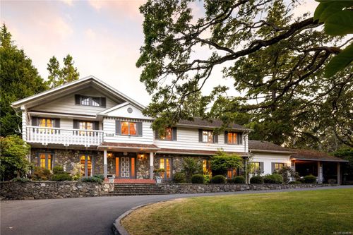 3460 Beach Dr, Oak Bay, BC, V8R6M5 | Card Image