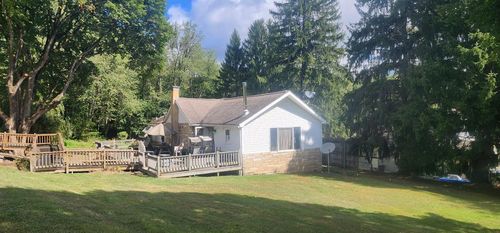 422 Saint Charles Rd, New Bethlehem, PA, 16242-2426 | Card Image