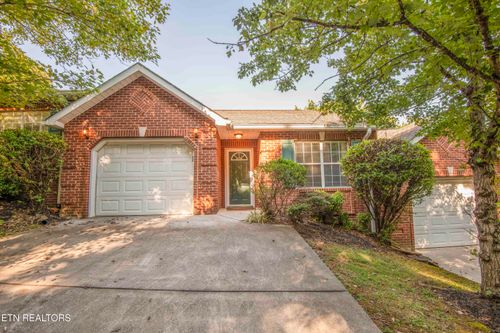 7-1315 Lucy Way, Knoxville, TN, 37912-5667 | Card Image