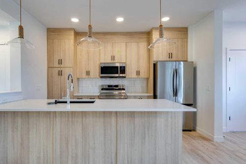 2425 Creeker Lane Sw, Cobblestone Creek, AB, T4B5M1 | Card Image