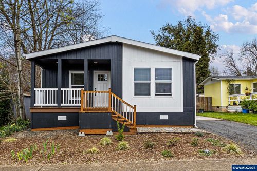 unit-206-631 E Ellendale Ave, Dallas, OR, 97338-3085 | Card Image