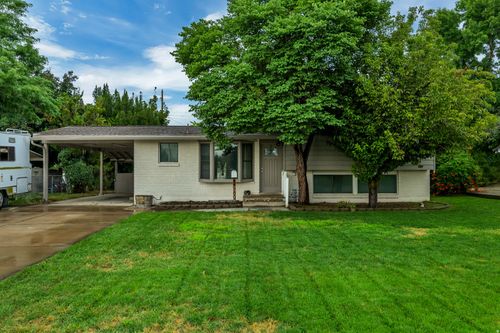 980 Country Hills Dr, Ogden, UT, 84403-2418 | Card Image