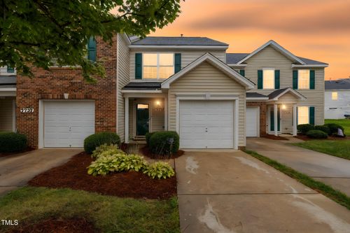 7735 Oliver Park Dr, Whitsett, NC, 27377-9604 | Card Image