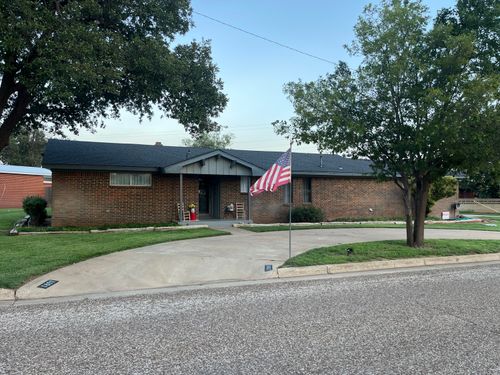 1807 N Houston Ave, Lamesa, TX, 79331-2548 | Card Image