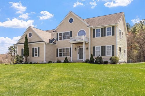 43 Old Mill Rd, Harvard, MA, 01451-1124 | Card Image