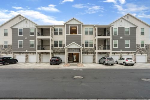 353 W 490 N, Vineyard, UT, 84059-4816 | Card Image